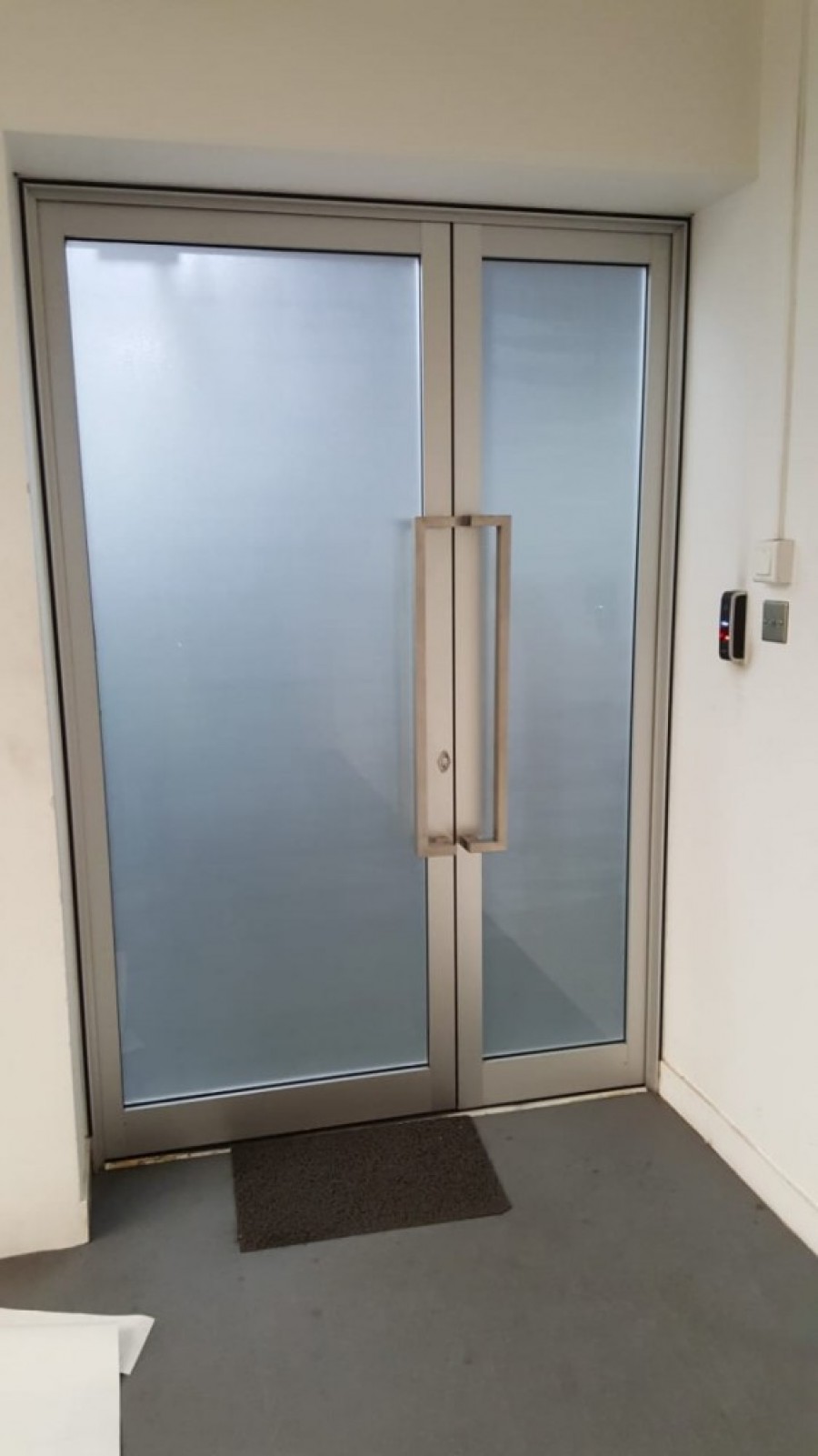 Sandblast stickers, Colombo