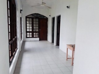 Apartment available for rent at Ampara Town