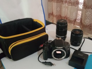 Canon 600D camera with 55-250mm camera lens